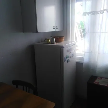 بيت للعطل Дом За Гости *